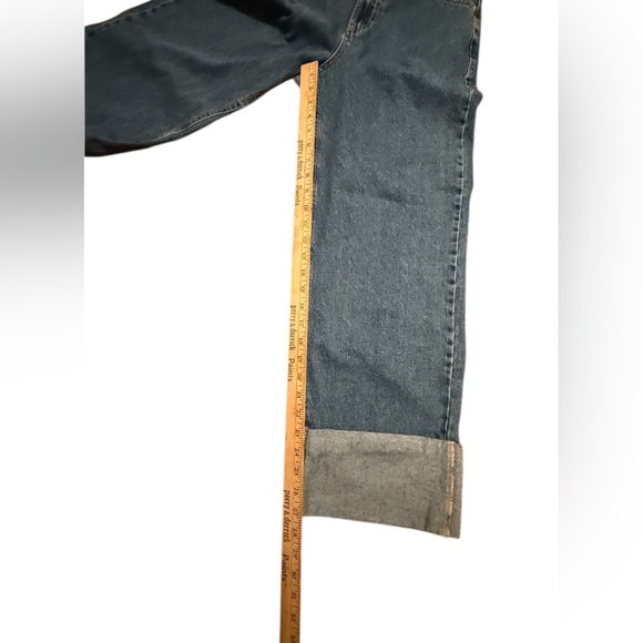 Zara TRF Collection high-waisted wide-leg cropped jeans with turn-up hems size 6 - Picture 4 of 8